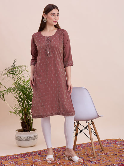 Tisha Kurti