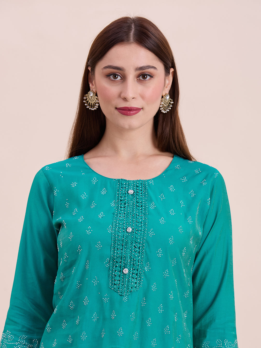 Tisha Kurti