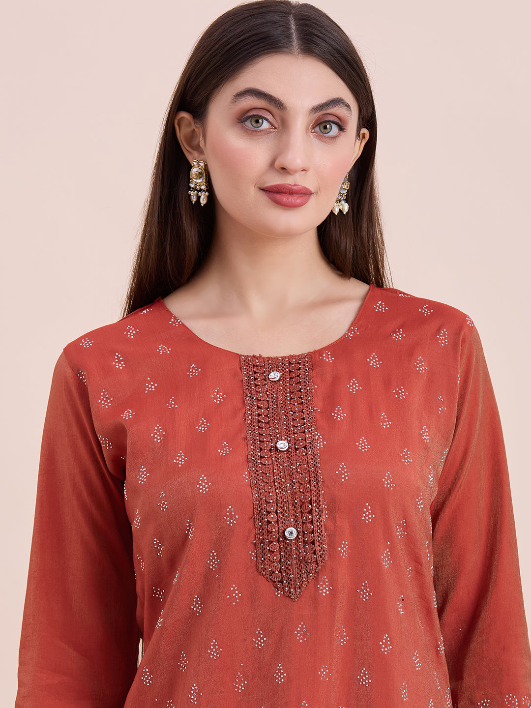 Tisha Kurti