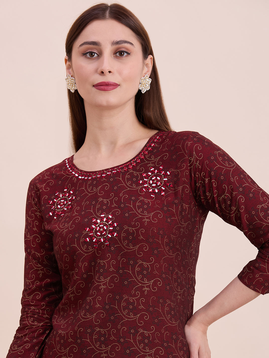 Nisha Kurti