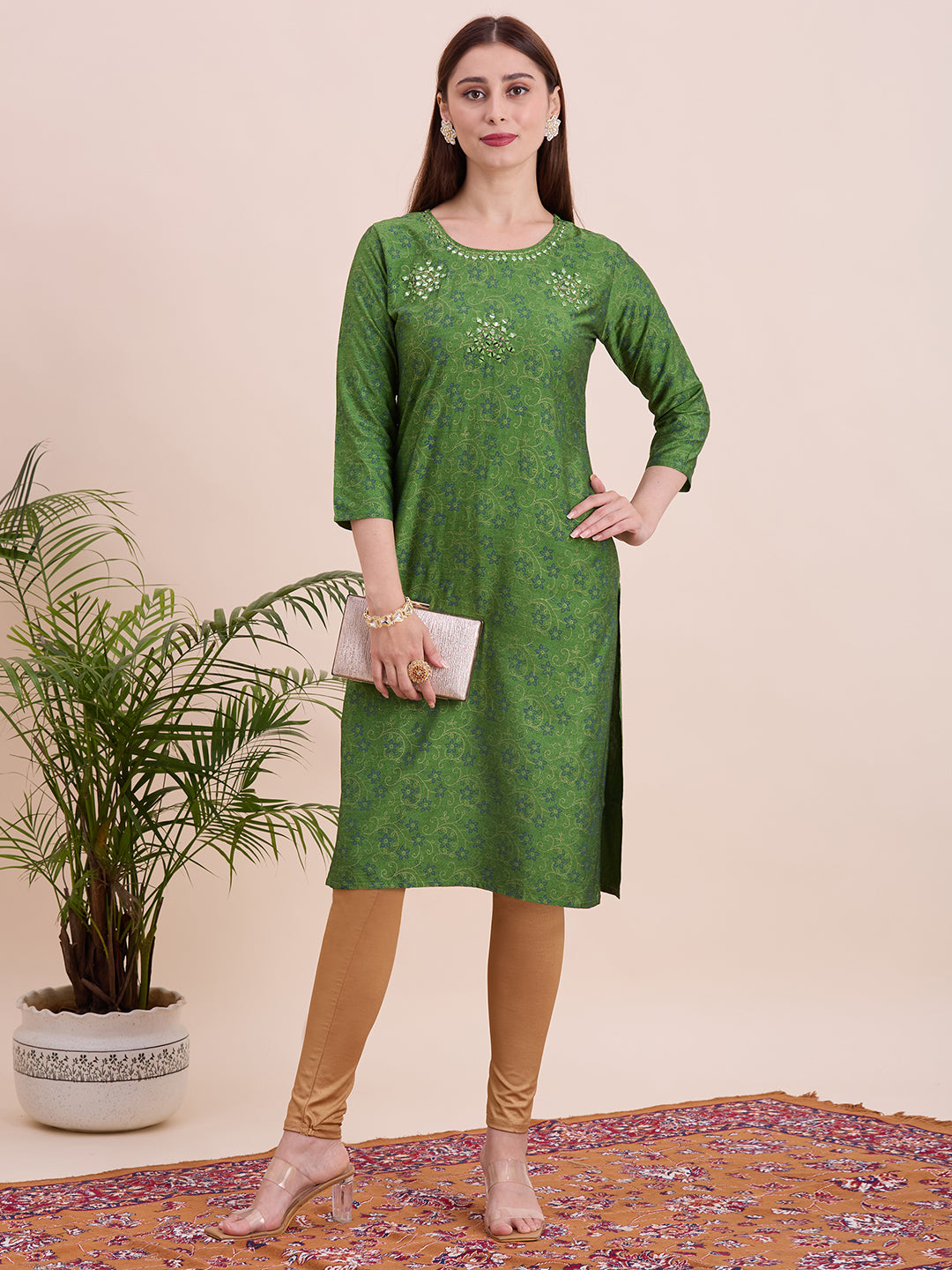 Nisha Kurti