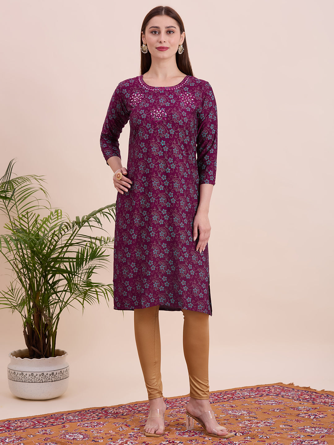 Nisha Kurti