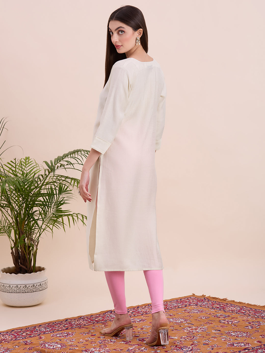 Shanya Kurti