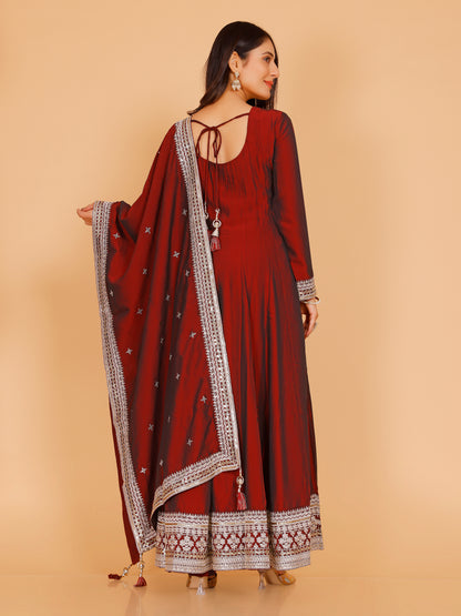 Saanvi Flair Suit