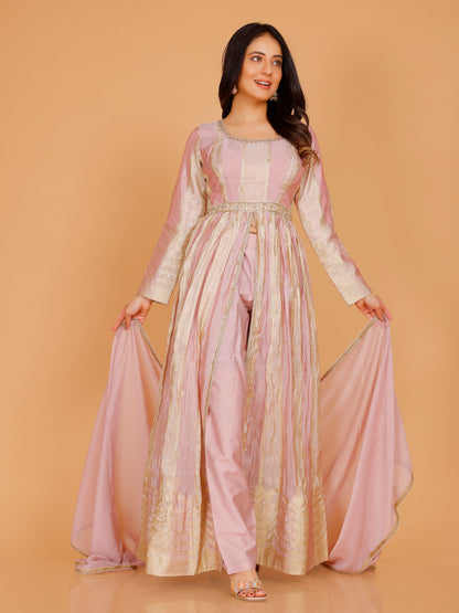 Yashvi Flair Suit