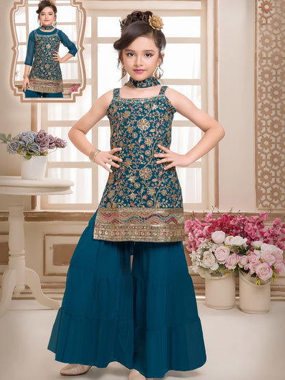 Sanaya Palazzo Suit
