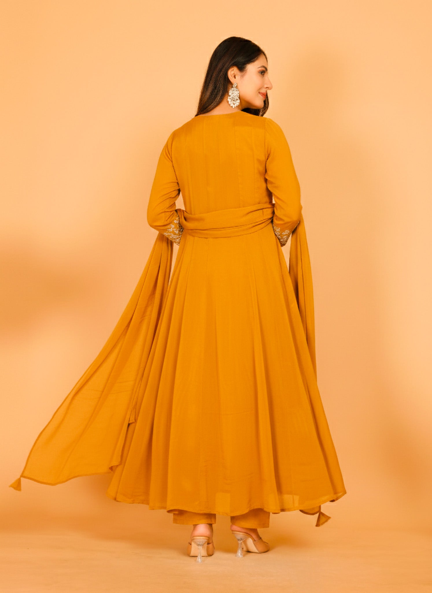 Kesri Kamiz &amp; Pant